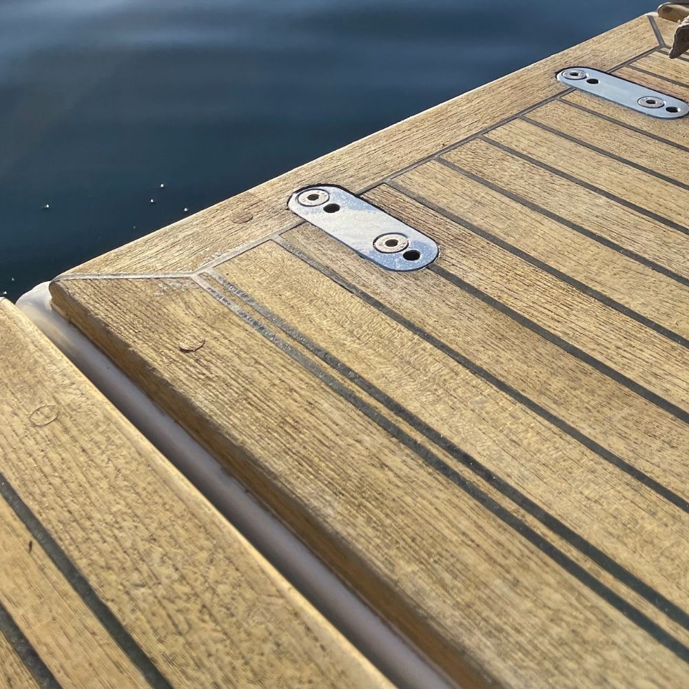 Heavy-duty duplex stainless steel locking pins and fastener pins for the NorDav quick-release flush mount in Australia.